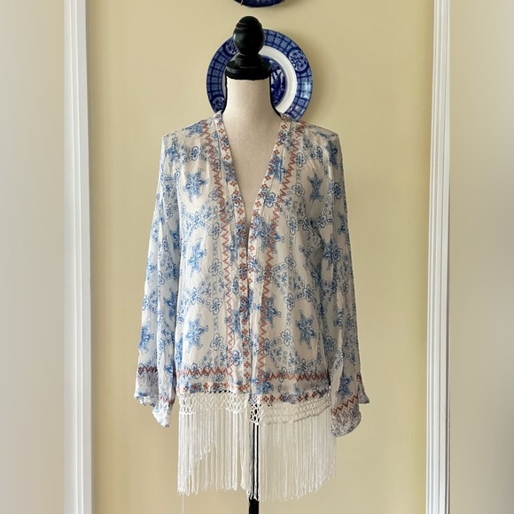Sugarlips | “Rhythm of Love” Boho Embroidered Kimono with Fringe, NWT - Picture 2 of 9